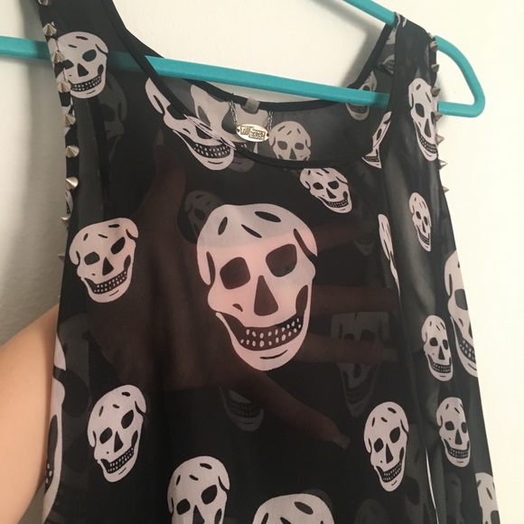 Skull black and white see-through with spikes - Picture 4 of 7